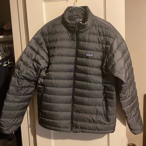Men’s Patagonia Puffy dark grey size medium